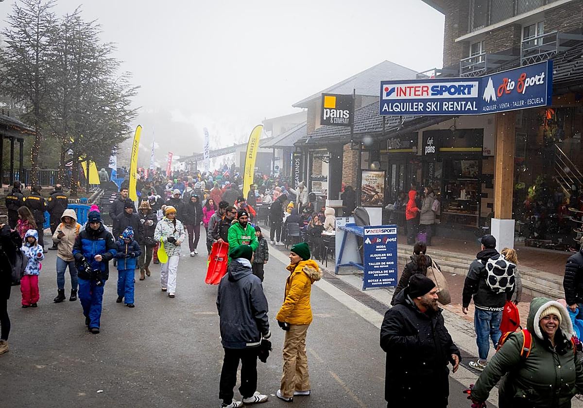 Huelga de trabajadores en Sierra Nevada.