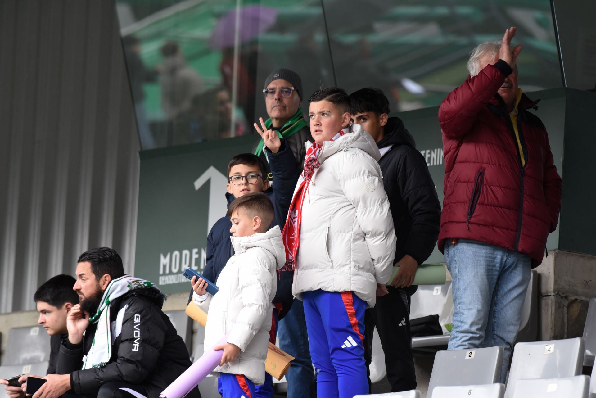 Encuéntrate en las gradas de El Arcángel y en el viaje desde Granada a Córdoba