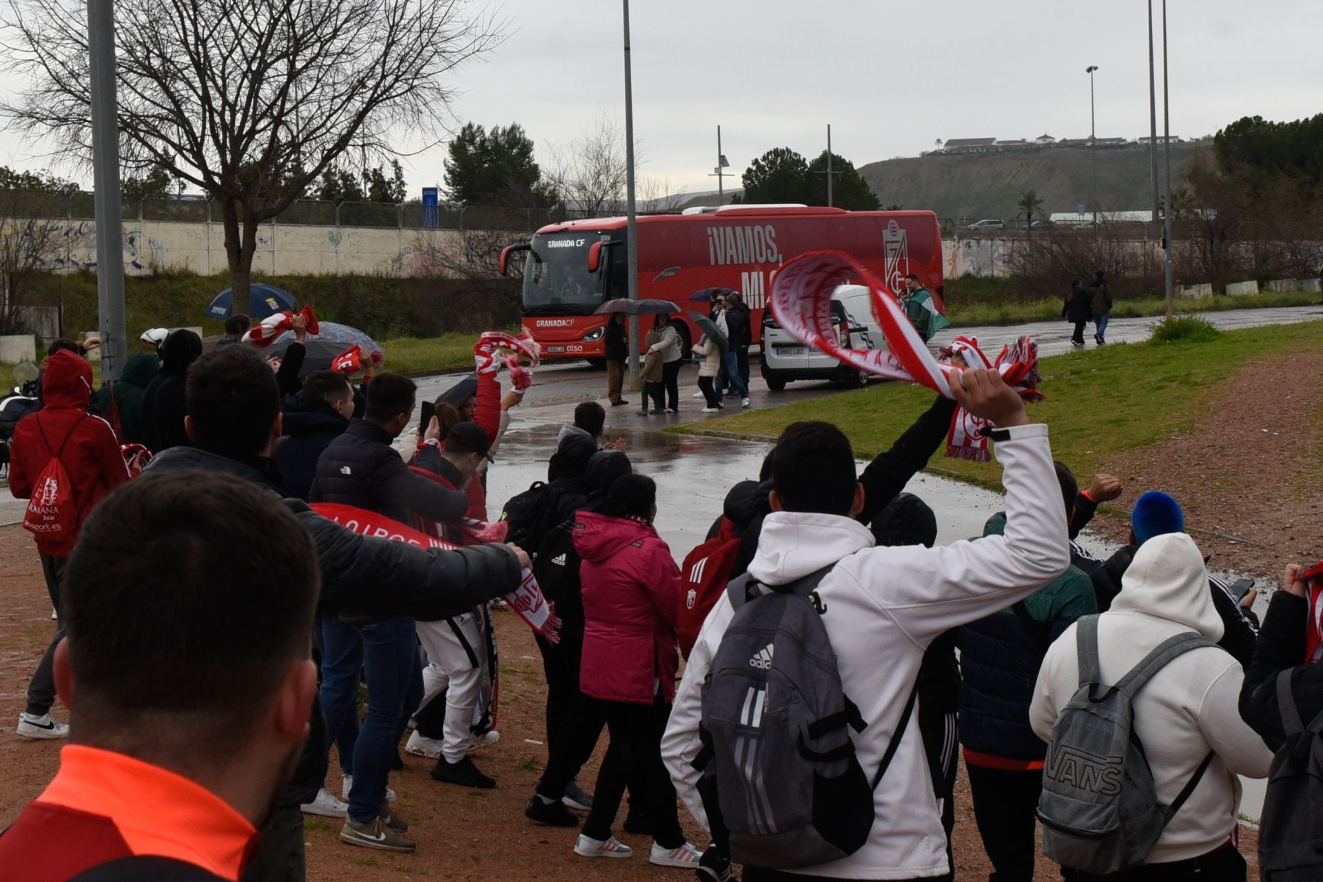 Encuéntrate en las gradas de El Arcángel y en el viaje desde Granada a Córdoba