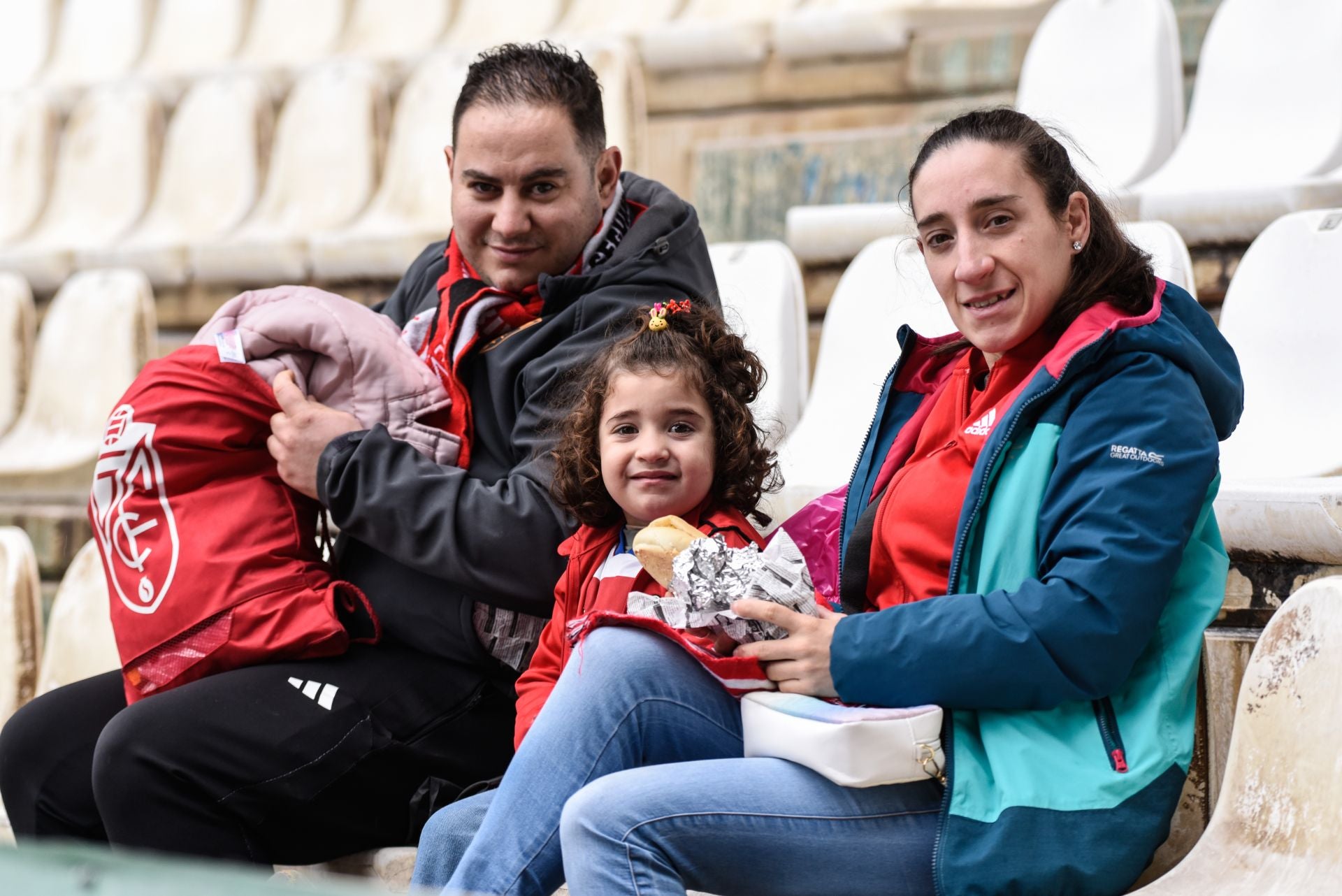 Encuéntrate en las gradas de El Arcángel y en el viaje desde Granada a Córdoba