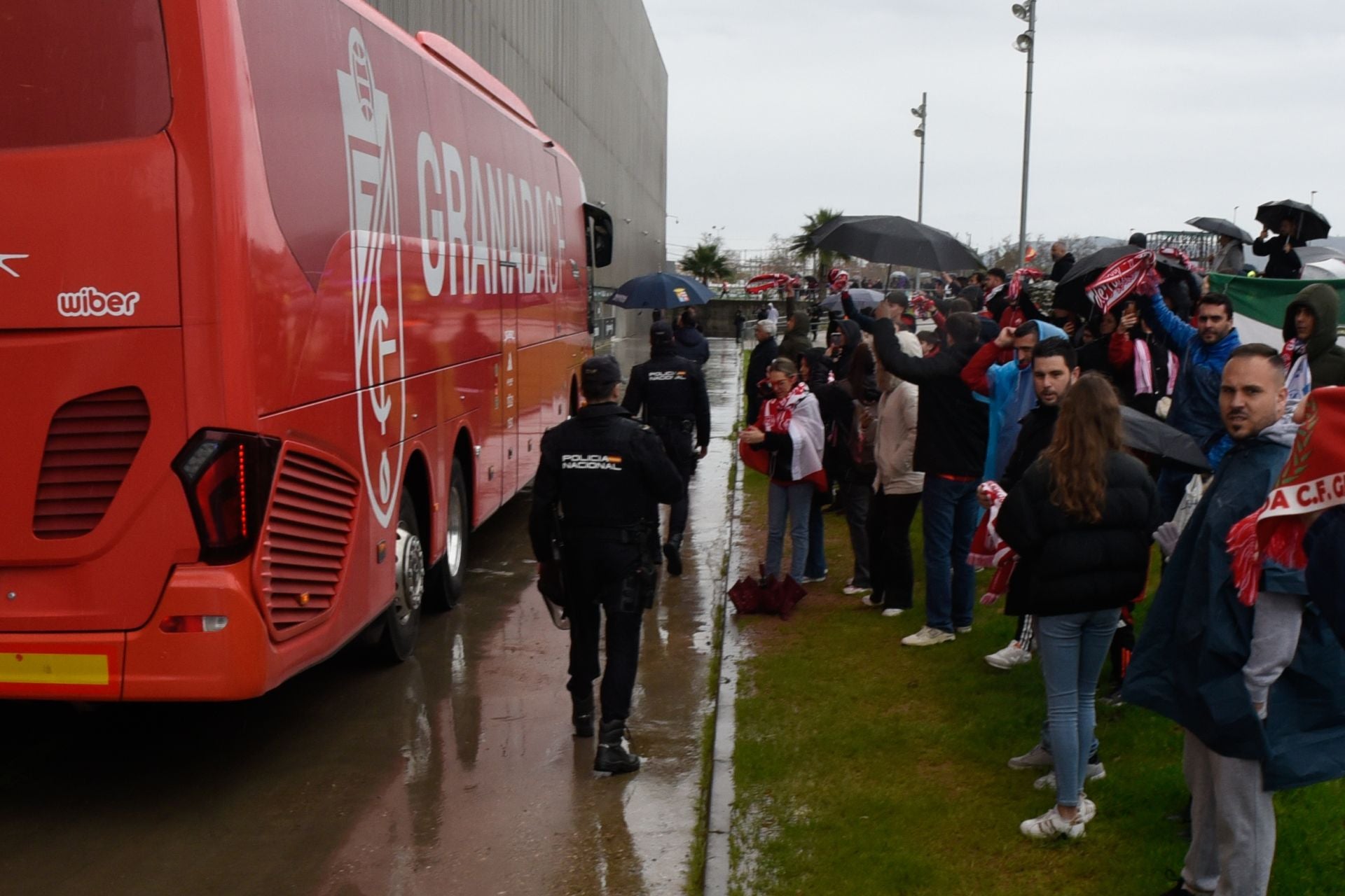 Encuéntrate en las gradas de El Arcángel y en el viaje desde Granada a Córdoba