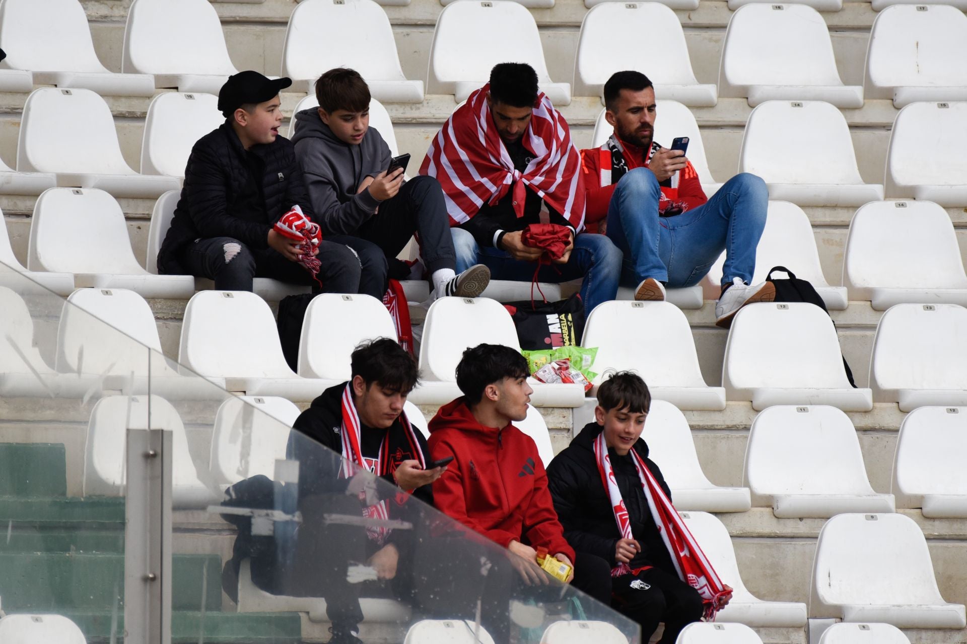 Encuéntrate en las gradas de El Arcángel y en el viaje desde Granada a Córdoba