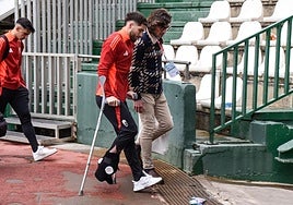 Luca Zidane abandona con muletas El Arcángel.