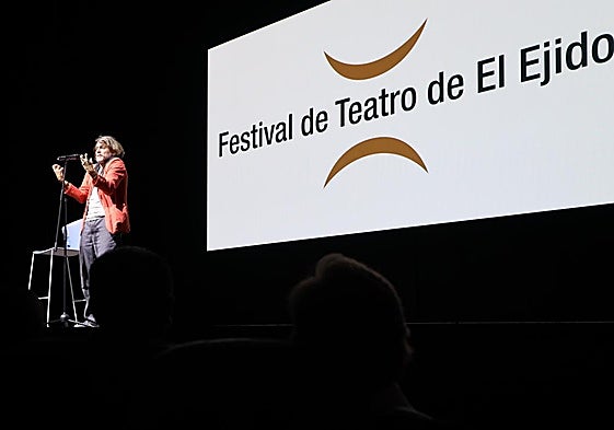 Teatro reivindicativo y comedia: la crítica social gana terreno en el Festival de Teatro de El Ejido