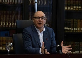 El rector de la Universidad de Granada, Pedro Mercado.