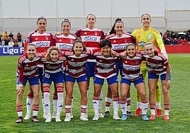 Las jugadoras del Granada en la Ciudad Deportiva.