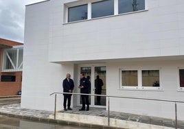 Visita del subdelegado del Gobierno, Manuel Fernández, a la prisión.