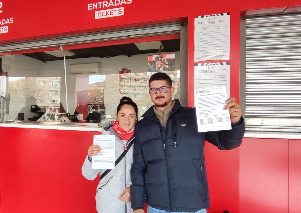 Imagen secundaria 1 - Escasos granadinistas, a por entradas.