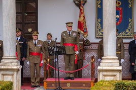El teniente general José Manuel de la Esperanza preside el acto.
