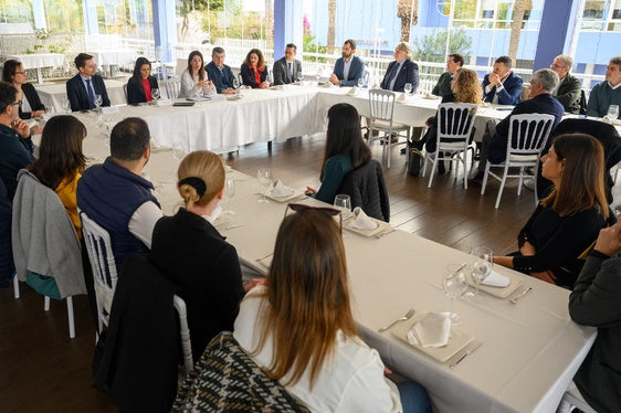 La APA avanza en el estudio del impacto económico de sus puertos