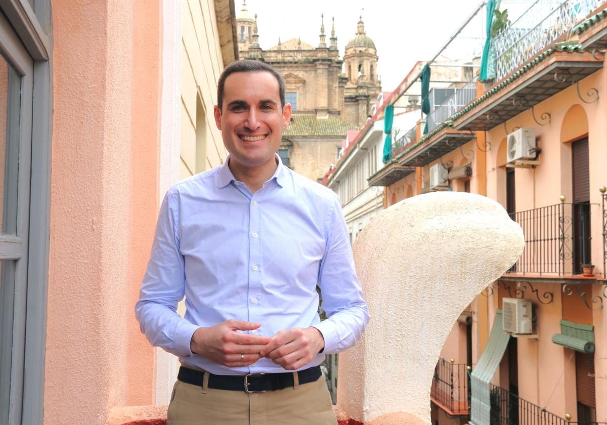 «Me comprometí con mis vecinos de Arjona y voy a seguir siendo su alcalde»