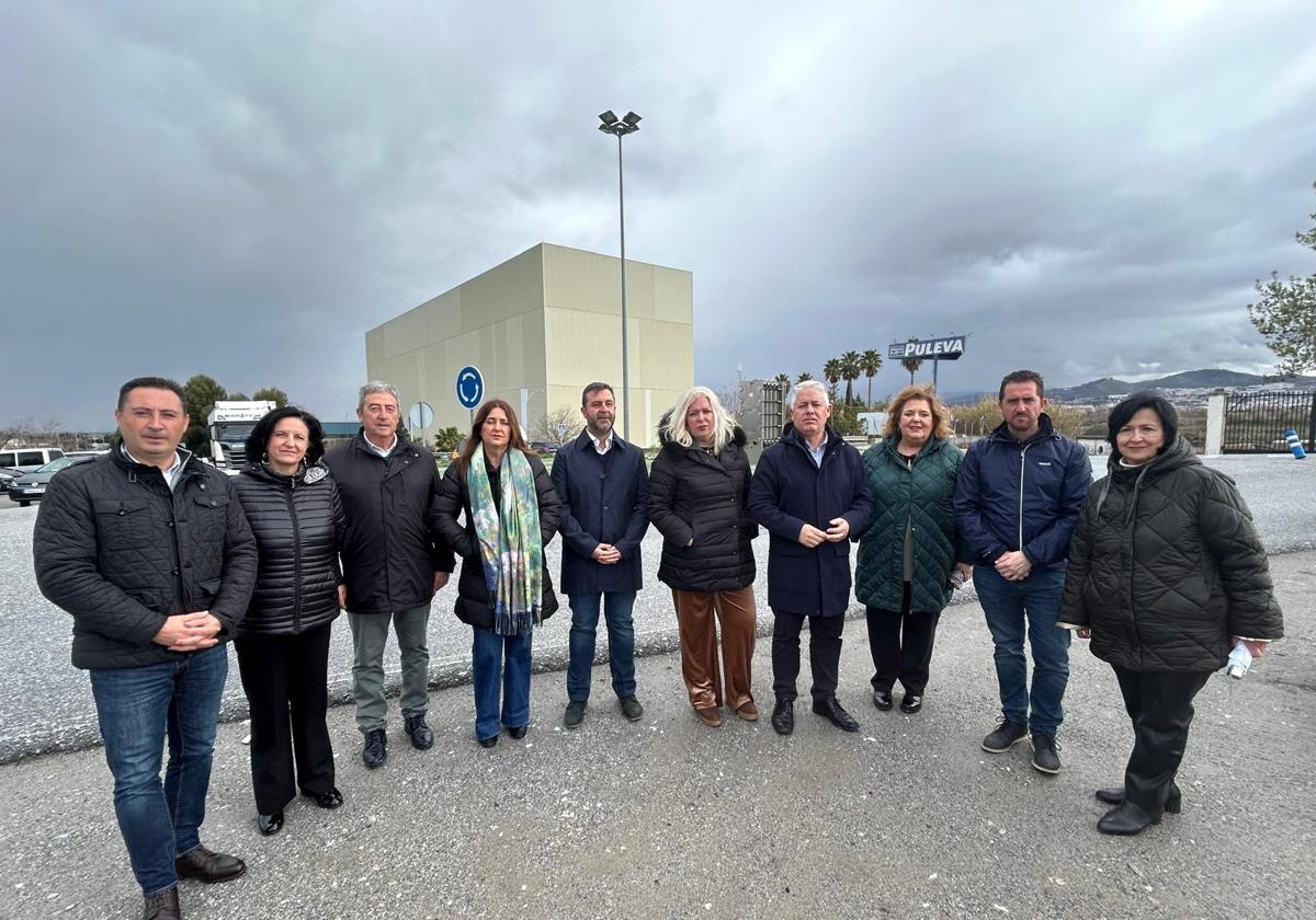 El PSOE pide a Diputación a reanudar las obras de la carretera de Puleva
