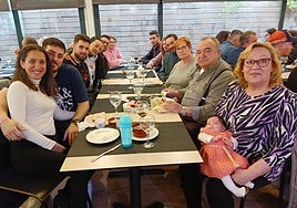 Ramona García junto a su familia.