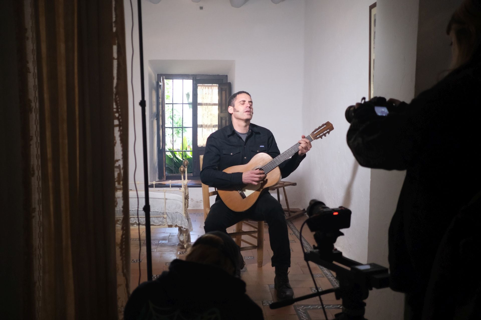 Así fue la grabación del videoclip de Depedro en la casa natal de Federico García Lorca