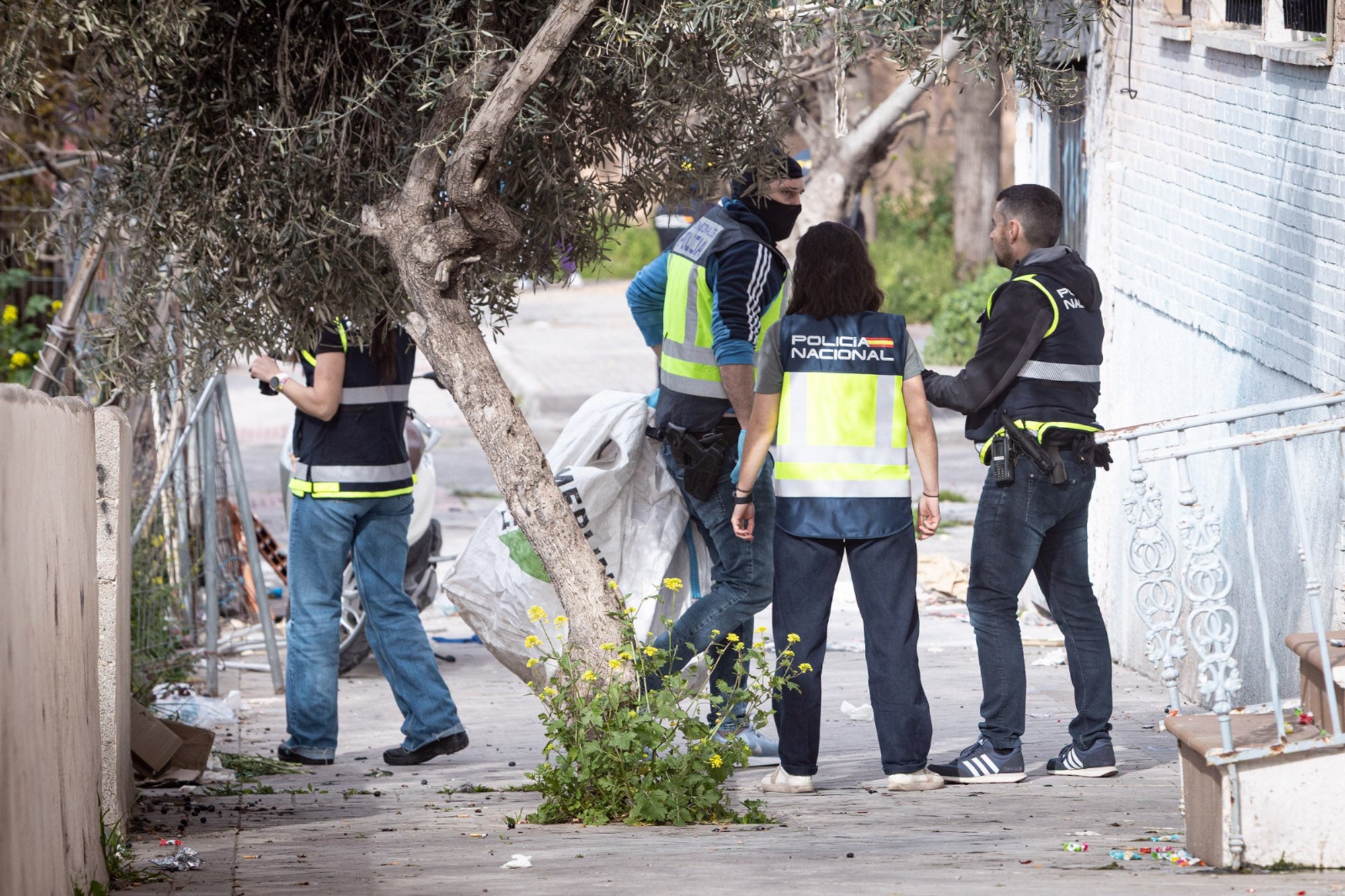 Las imágenes de la operación policial en la zona Norte de Granada, desde dentro