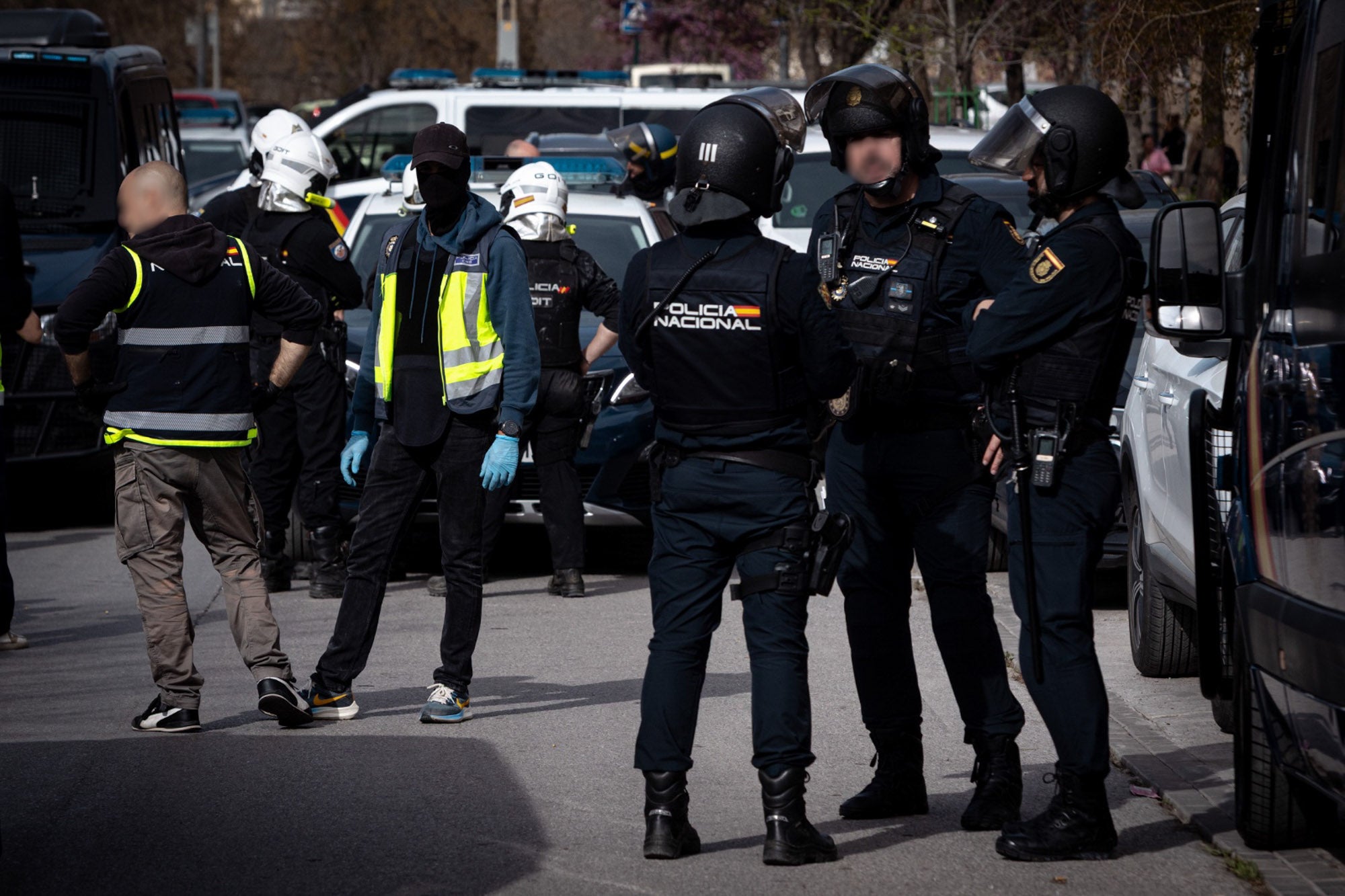 Las imágenes de la operación policial en la zona Norte de Granada, desde dentro