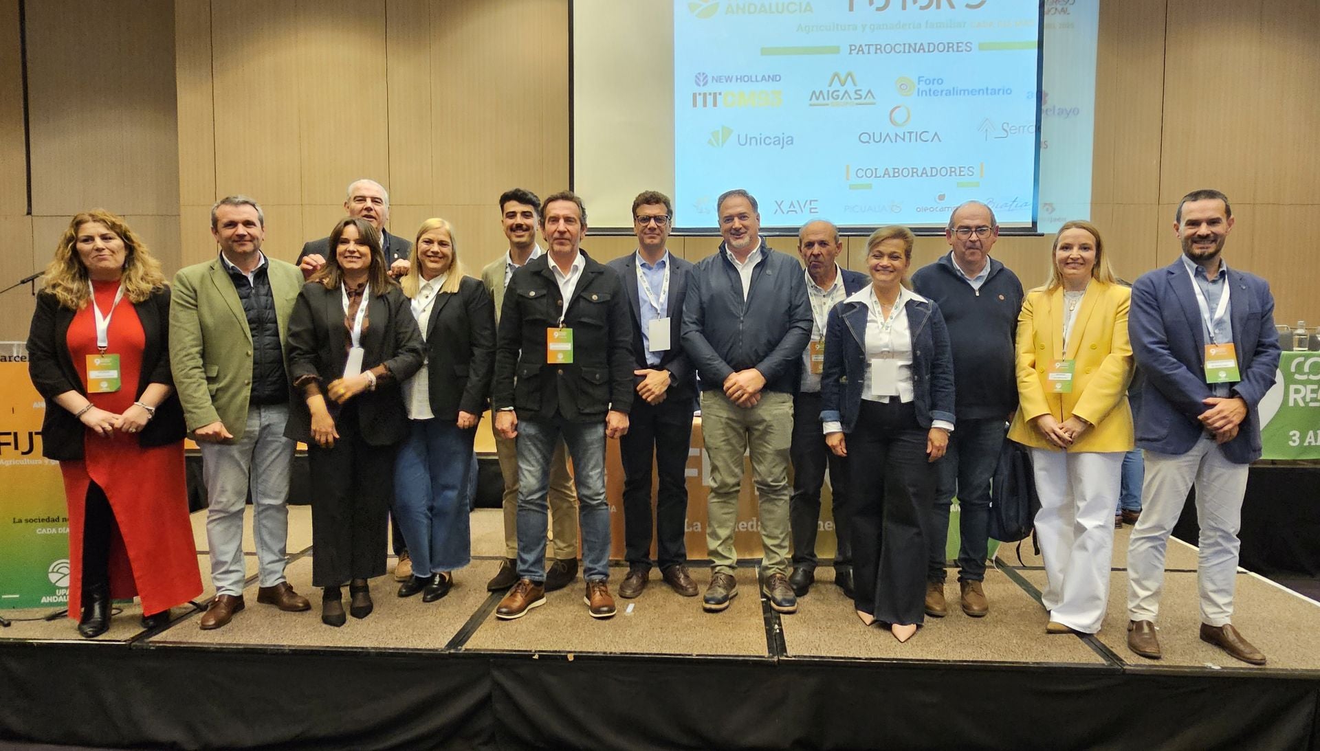Comisión Ejecutiva de UPA-Andalucía compuesta por 15 personas.