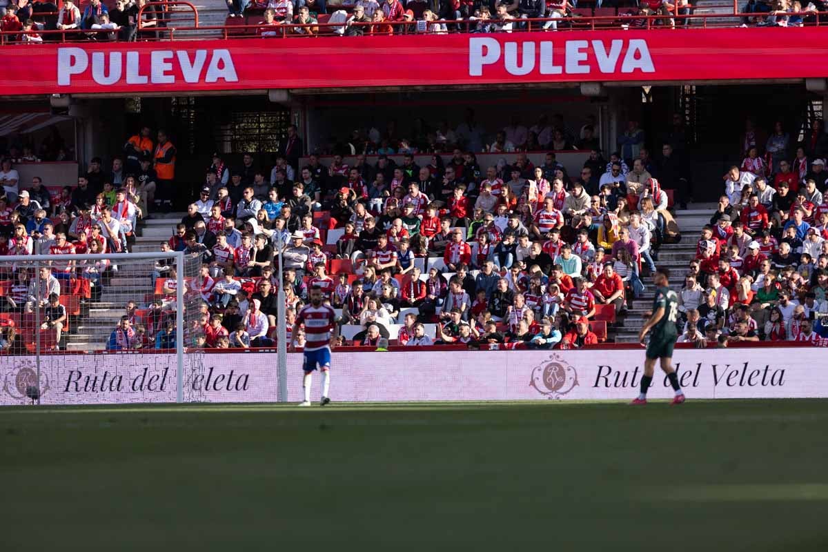 Encuéntrate en Los Cármenes durante el Granada-Almería