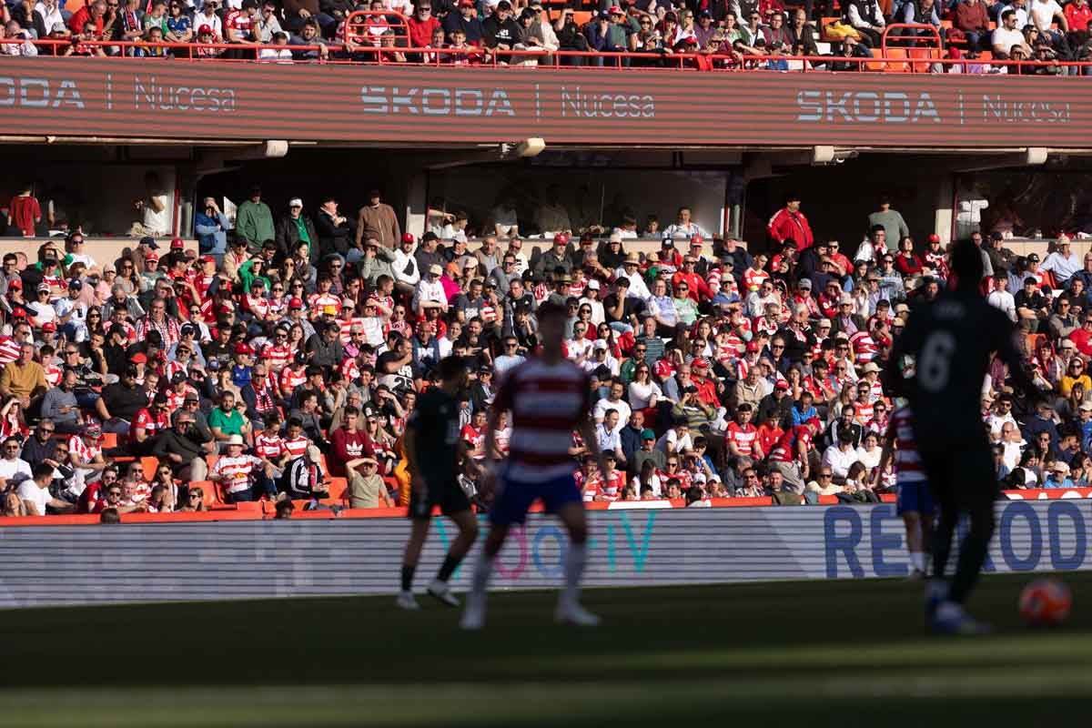 Encuéntrate en Los Cármenes durante el Granada-Almería