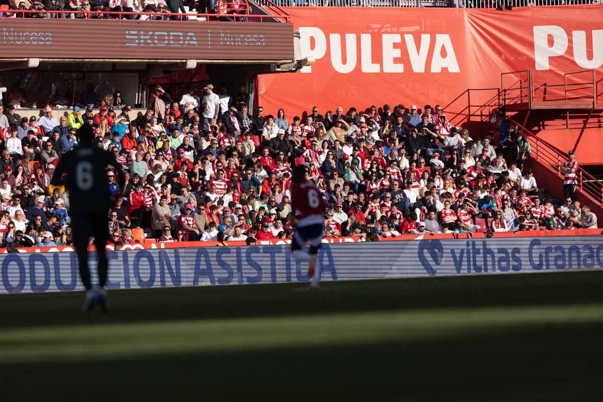 Encuéntrate en Los Cármenes durante el Granada-Almería