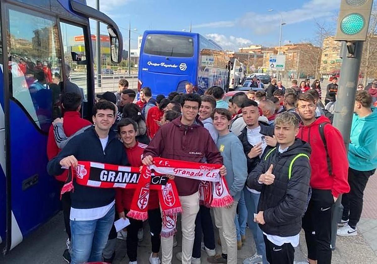 Aficionados del Granada, en el último desplazamiento a Albacete.