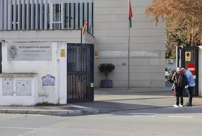 El psoe condena el «caos» en la policía local y considera que no se soluciona con un «decretazo» | ideal