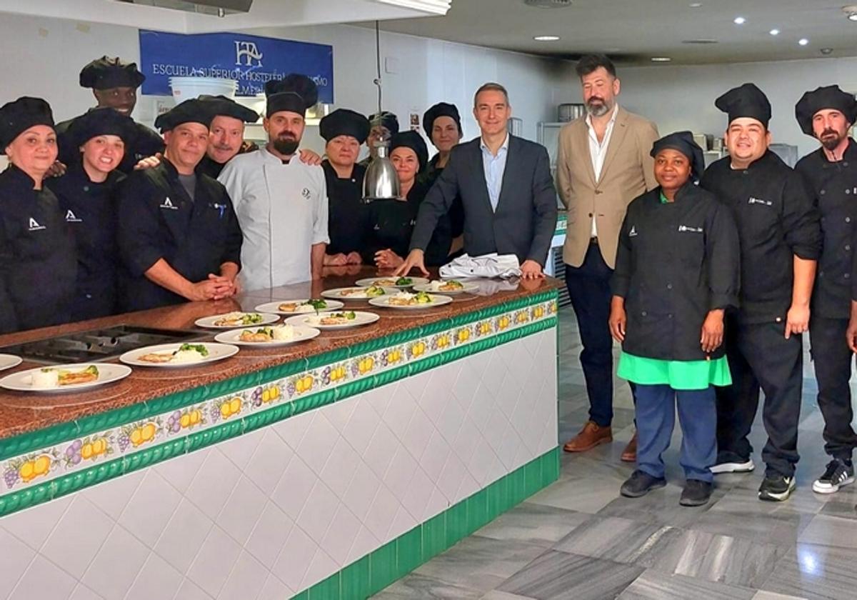 Cierran un curso de fp de hostelería con el 100% de los estudiantes contratados | ideal