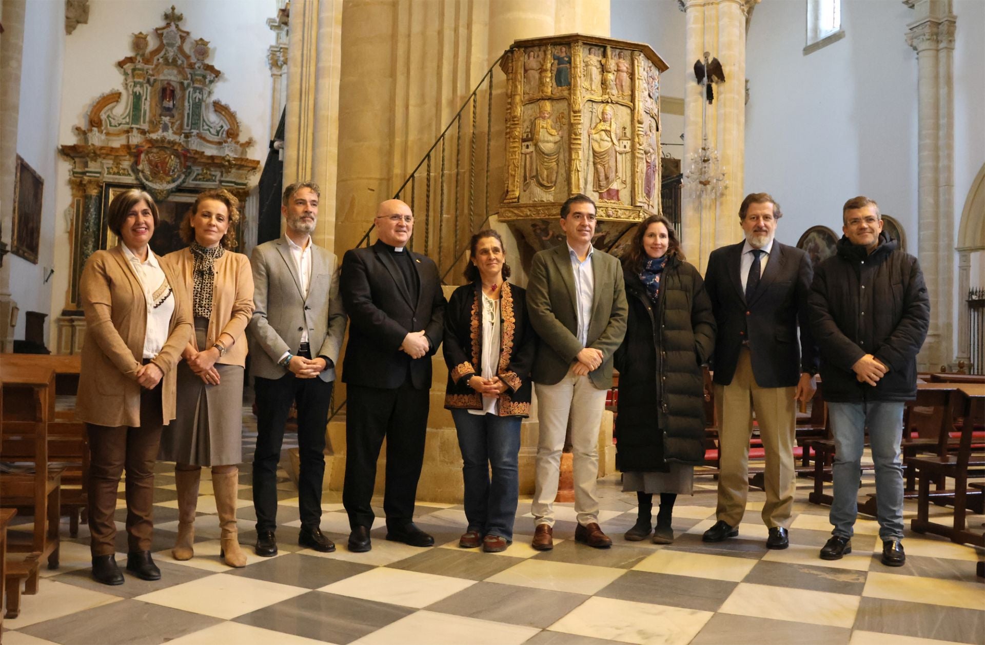 Concluyen los trabajos de restauración del púlpito de la catedral de baeza | ideal