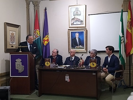 La Casa de Jaén en Granada celebra una velada sobre rejoneo y poesía