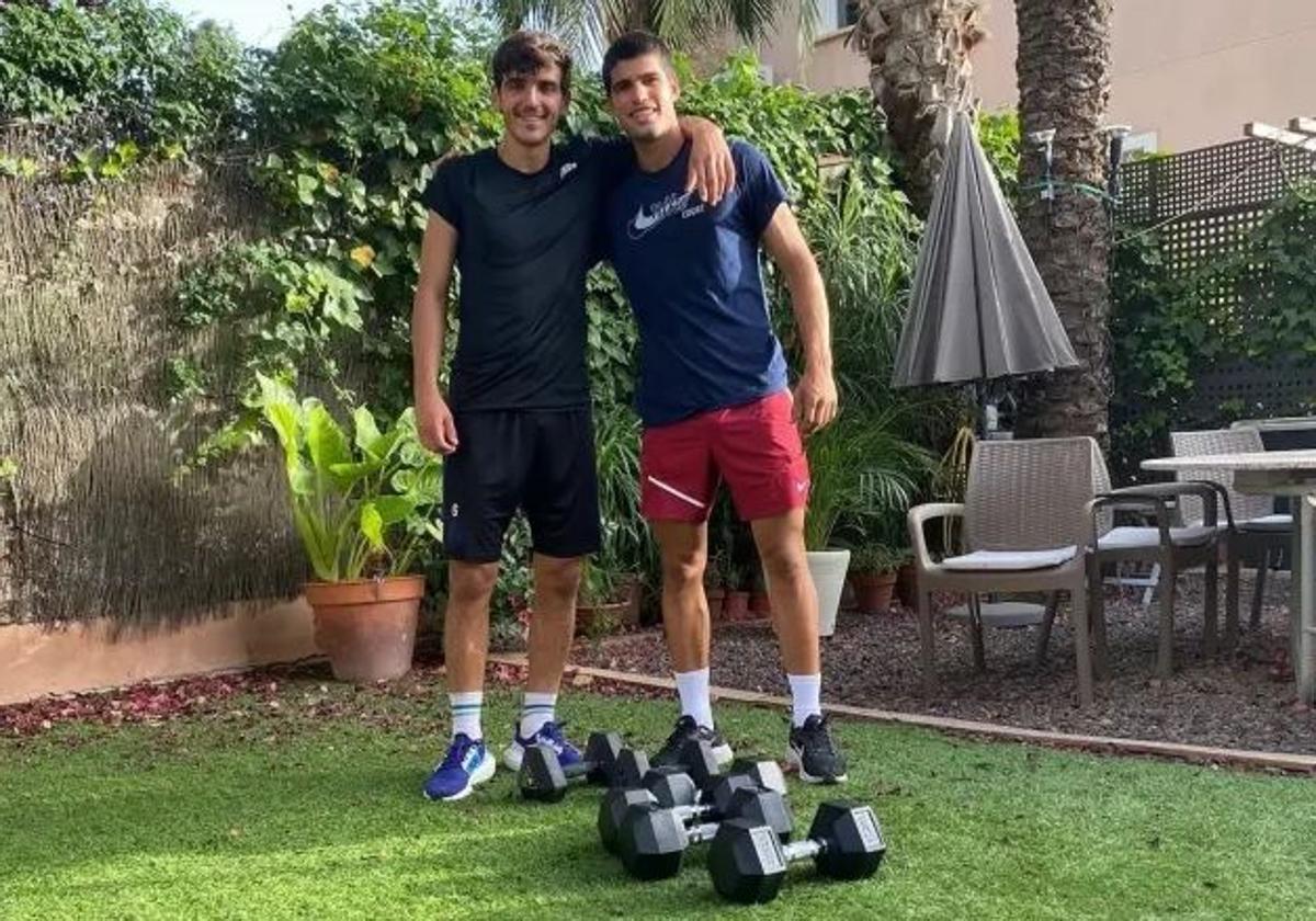 El elogio público de carlos alcaraz a un futbolista del granada | ideal