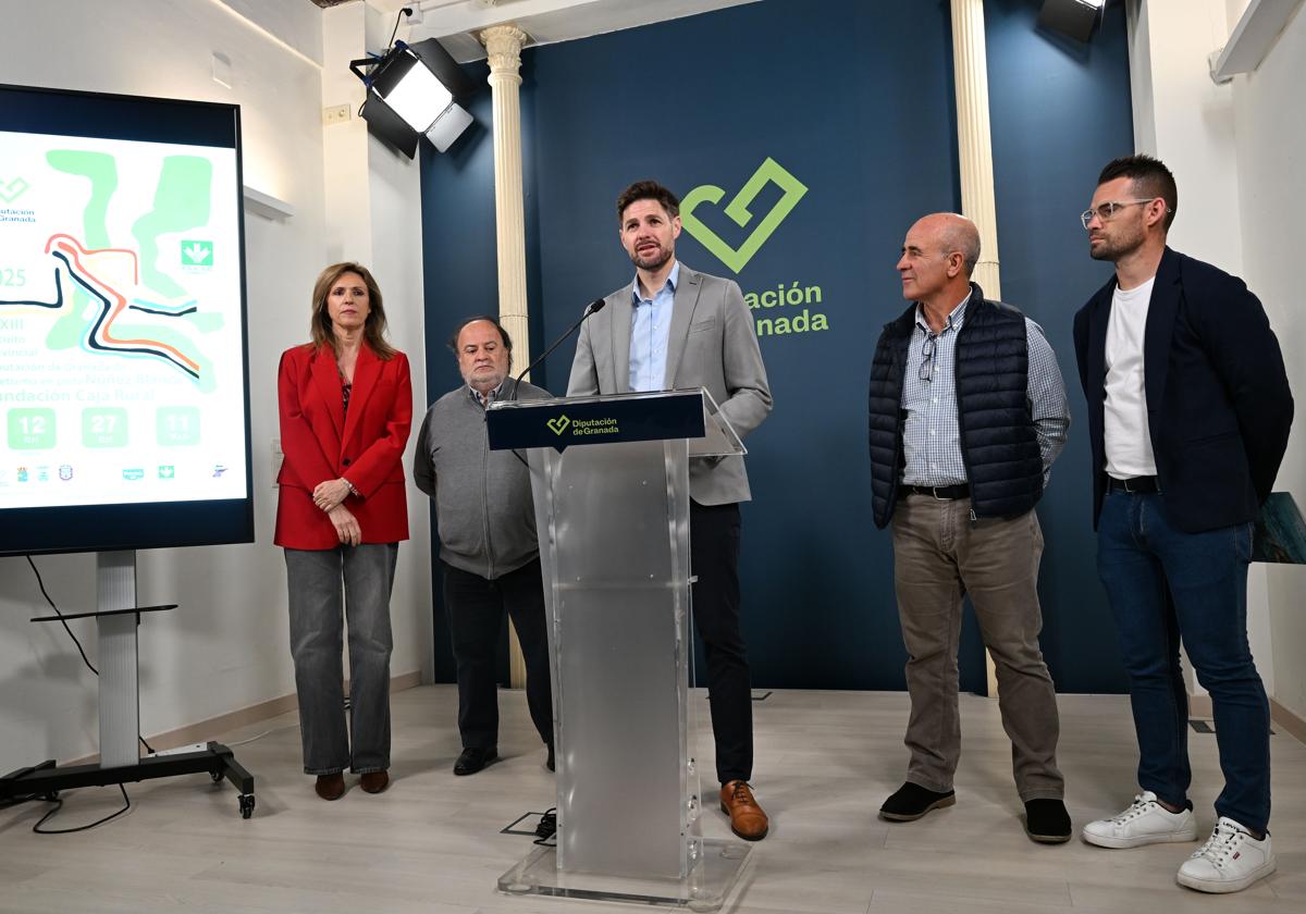 Diputación apuesta por el atletismo con el XXIII Circuito Provincial en Pista 'Núñez Blanca'