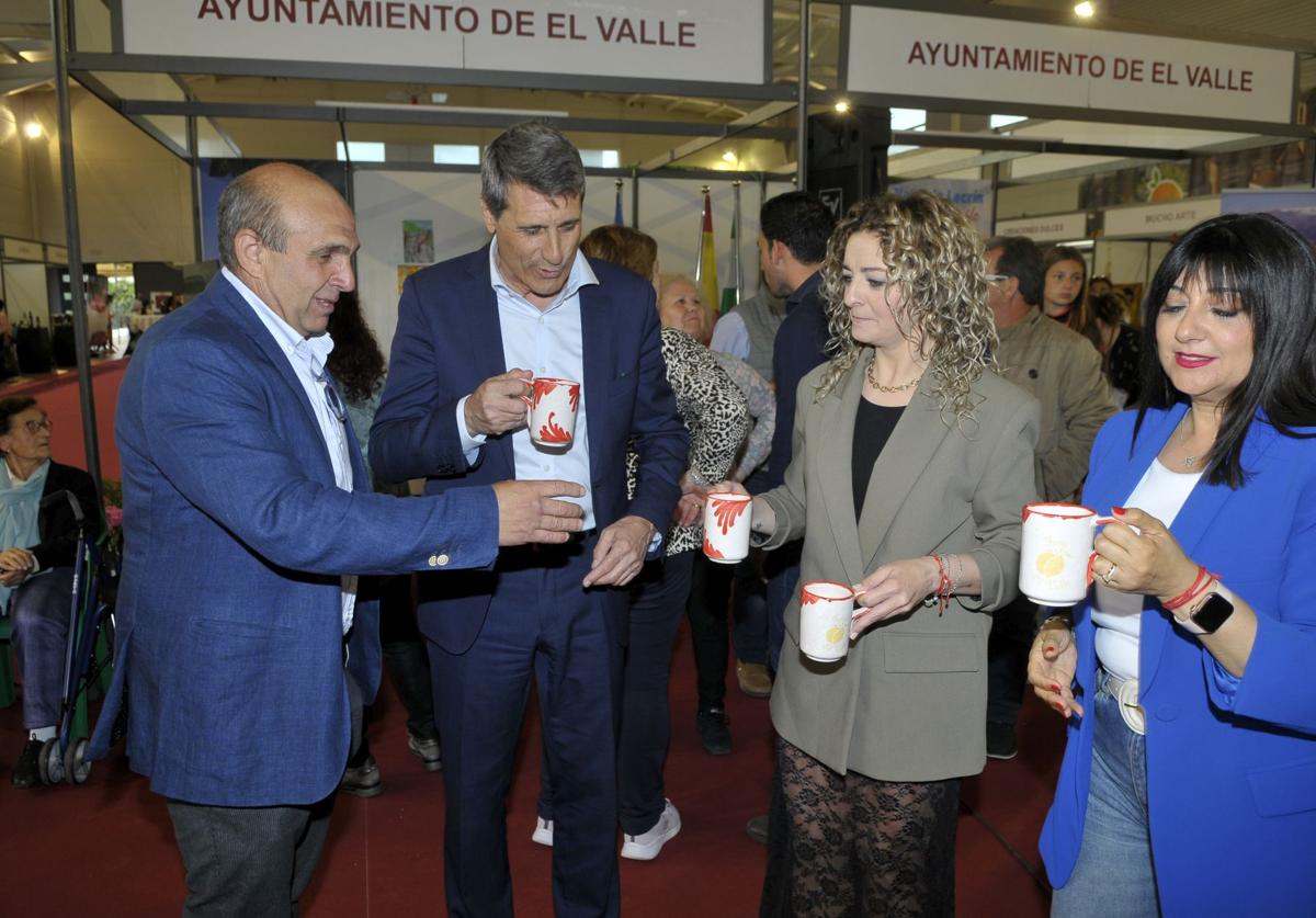 La XXIII Feria de la Naranja abre sus puertas para promocionar lo mejor de El Valle