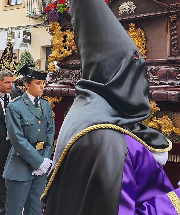 Imagen secundaria 2 - Oración desde San Ildefonso para un Jaén a rebosar de gente
