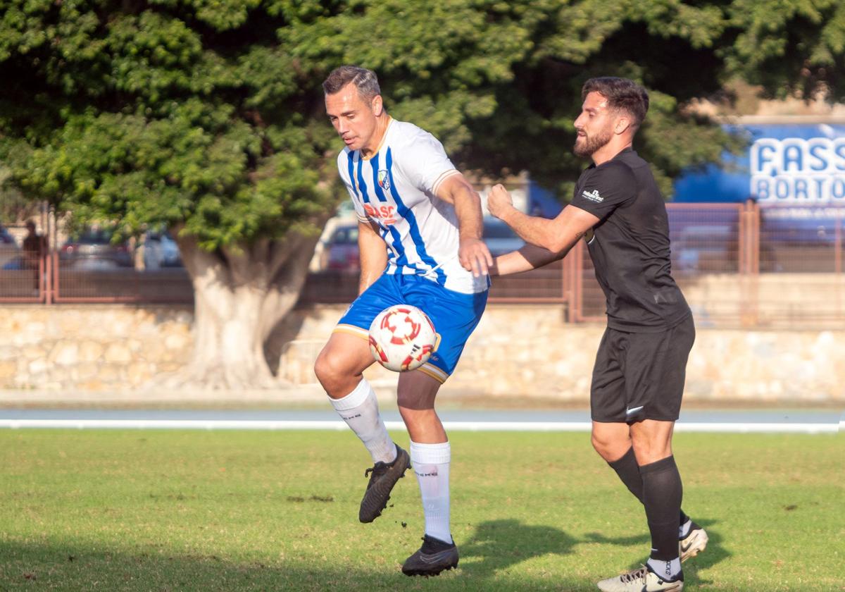 Motril y Huétor Tájar ganan y rozan el 'play off'