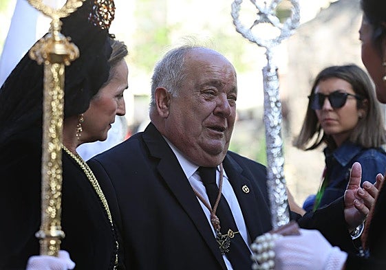 Antonio Rodríguez no es capaz de contener las lágrimas