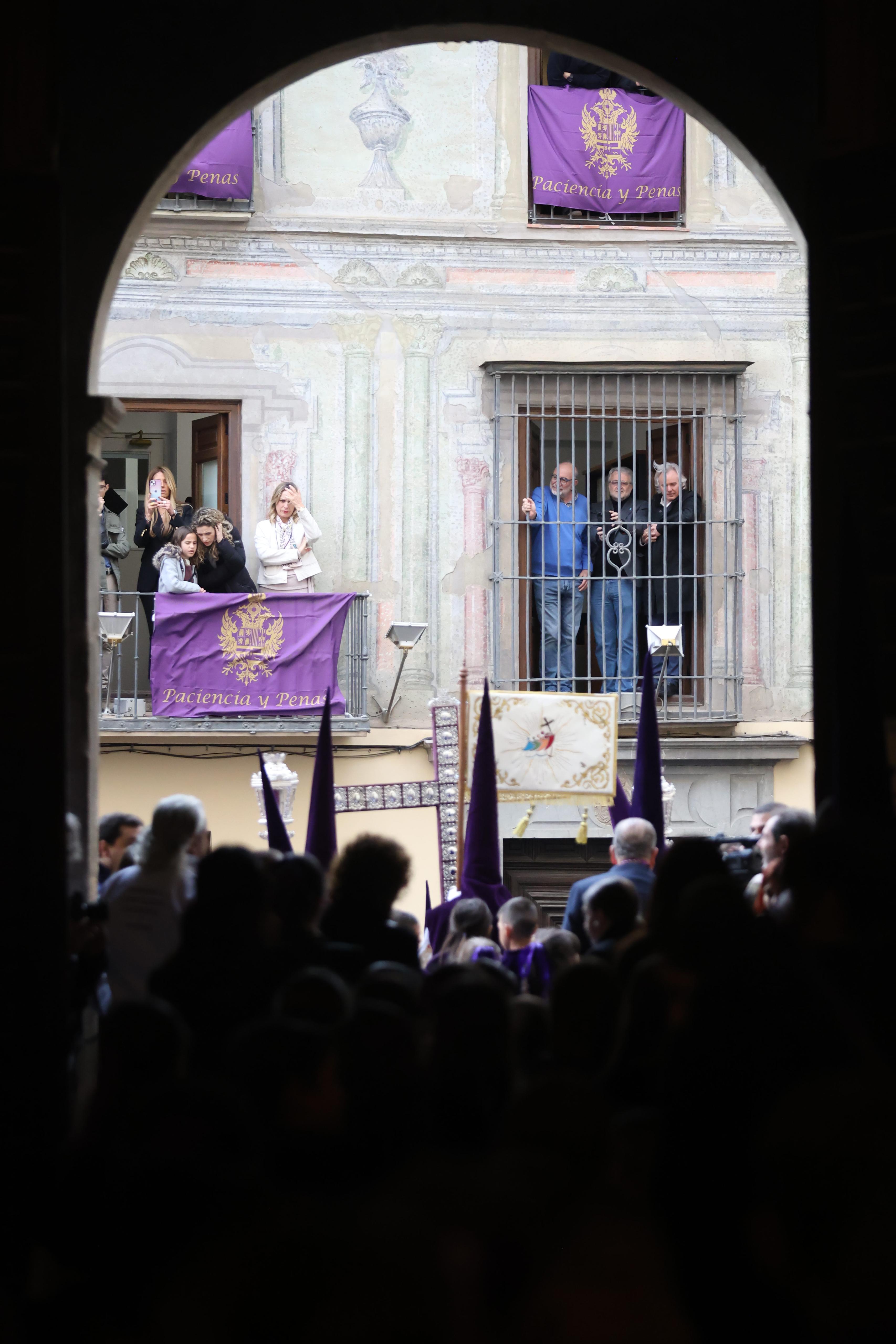 Las imágenes más llamativas y esperadas del Miércoles Santo en Granada