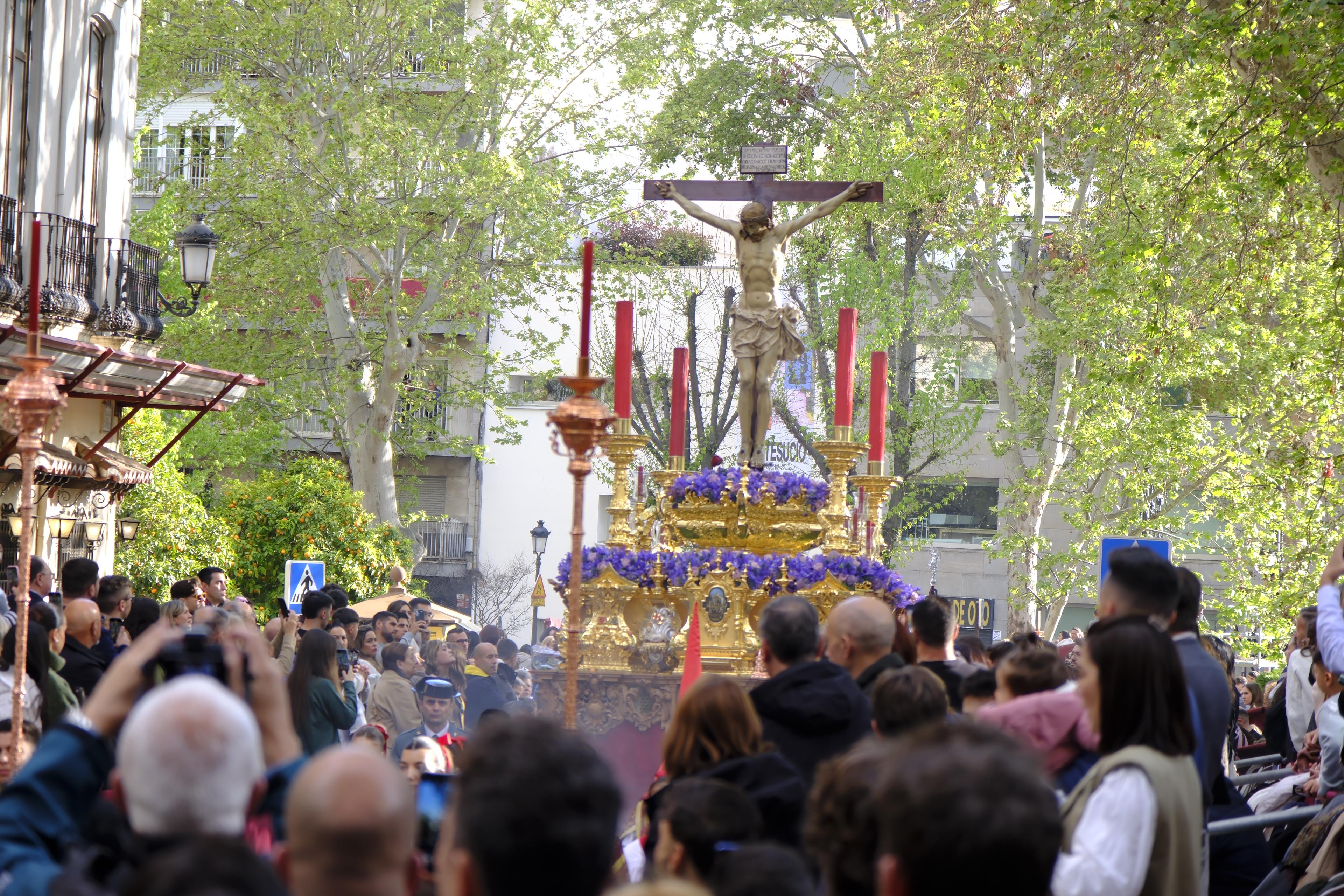 Las imágenes más llamativas y esperadas del Miércoles Santo en Granada