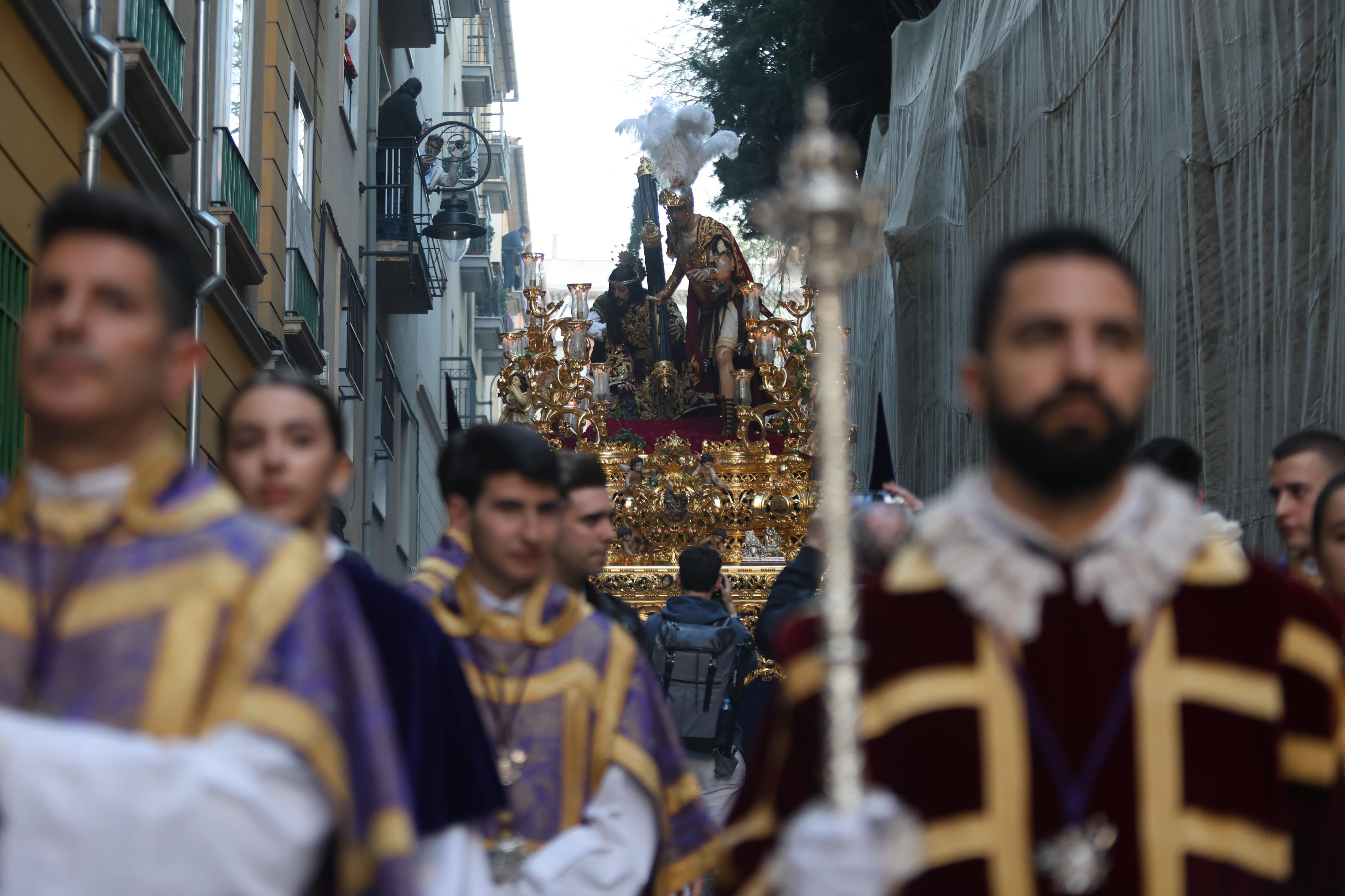 Las imágenes más llamativas y esperadas del Miércoles Santo en Granada