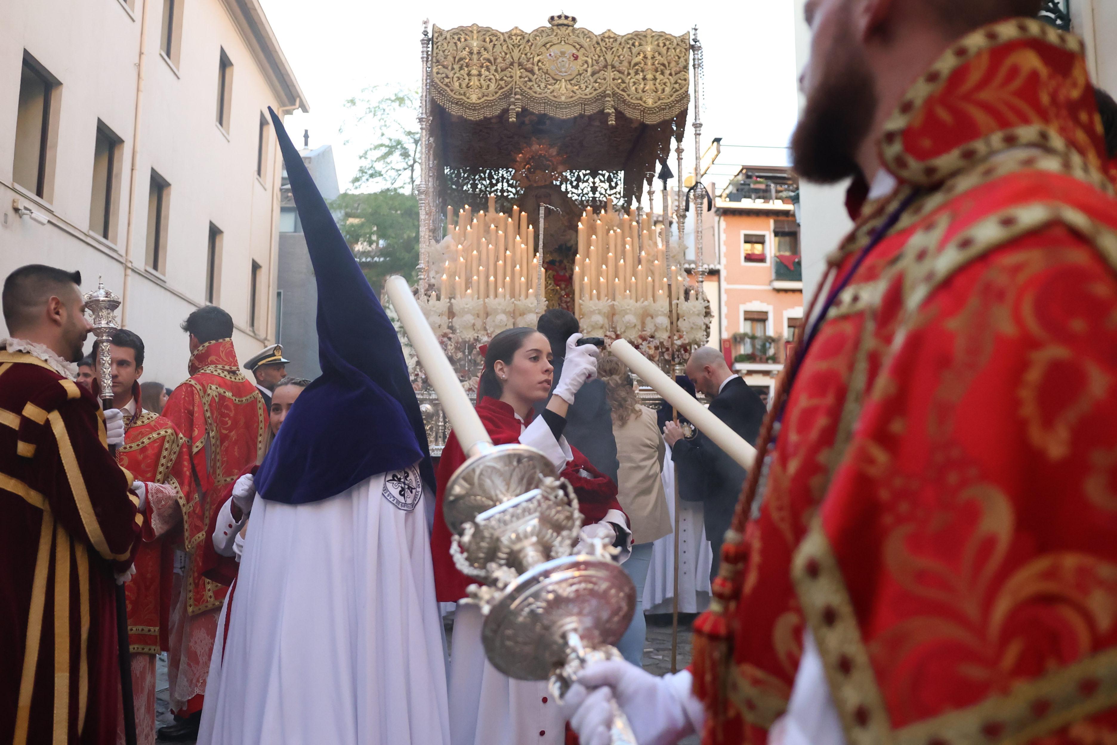 Las imágenes más llamativas y esperadas del Miércoles Santo en Granada