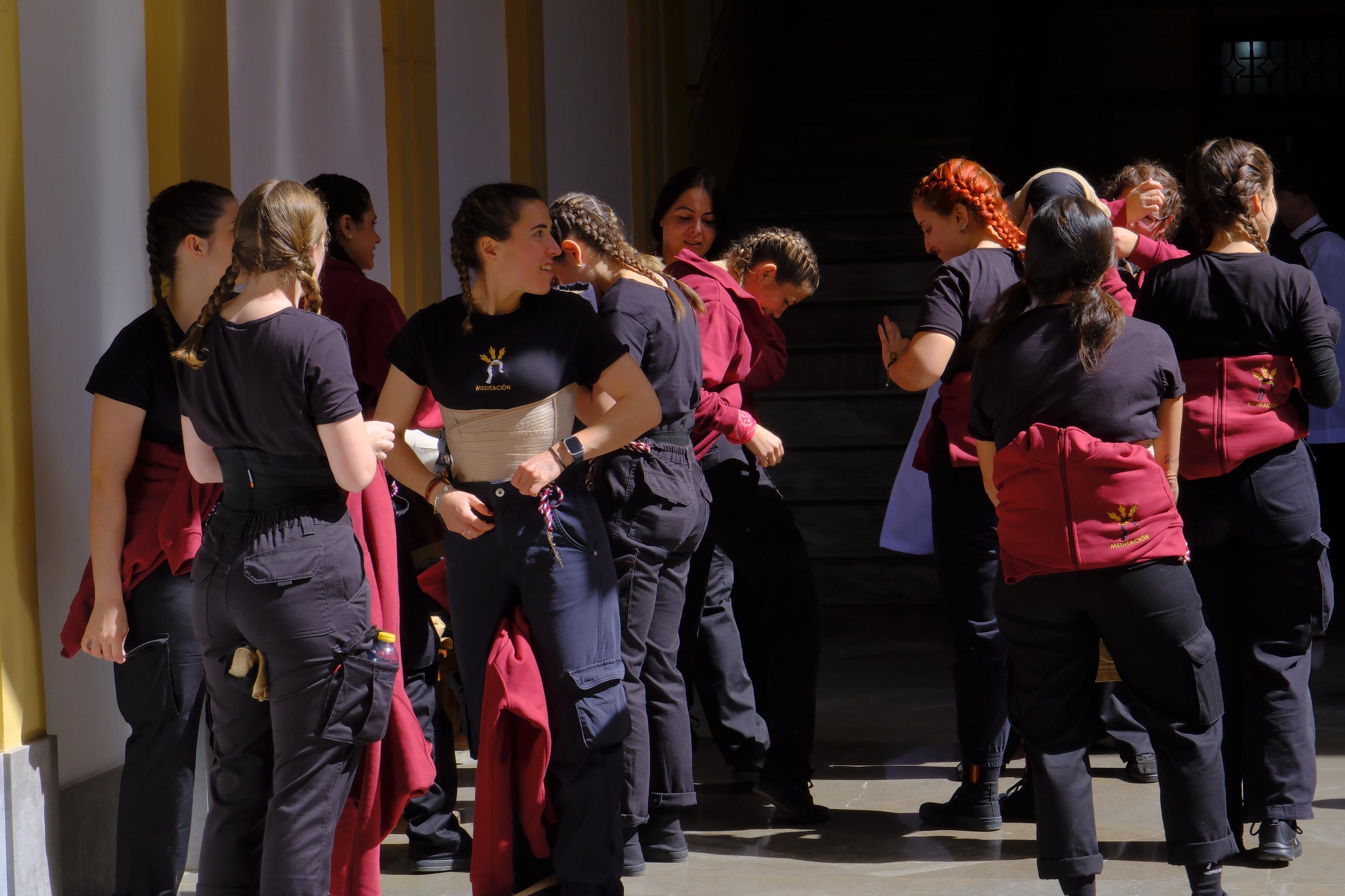 Las imágenes más llamativas y esperadas del Miércoles Santo en Granada