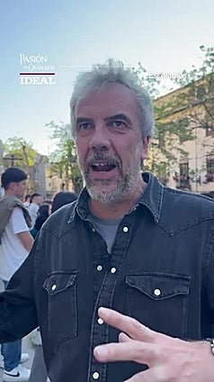 Nani Castañeda, de Niños Mutantes, en los Favores: "Si volviera a hacer música mezclaría rock y marchas"