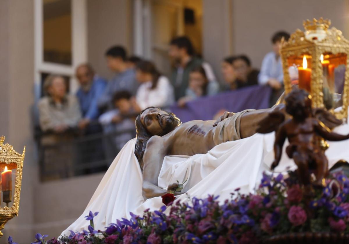 La Soledad reinó por el centro de Jaén