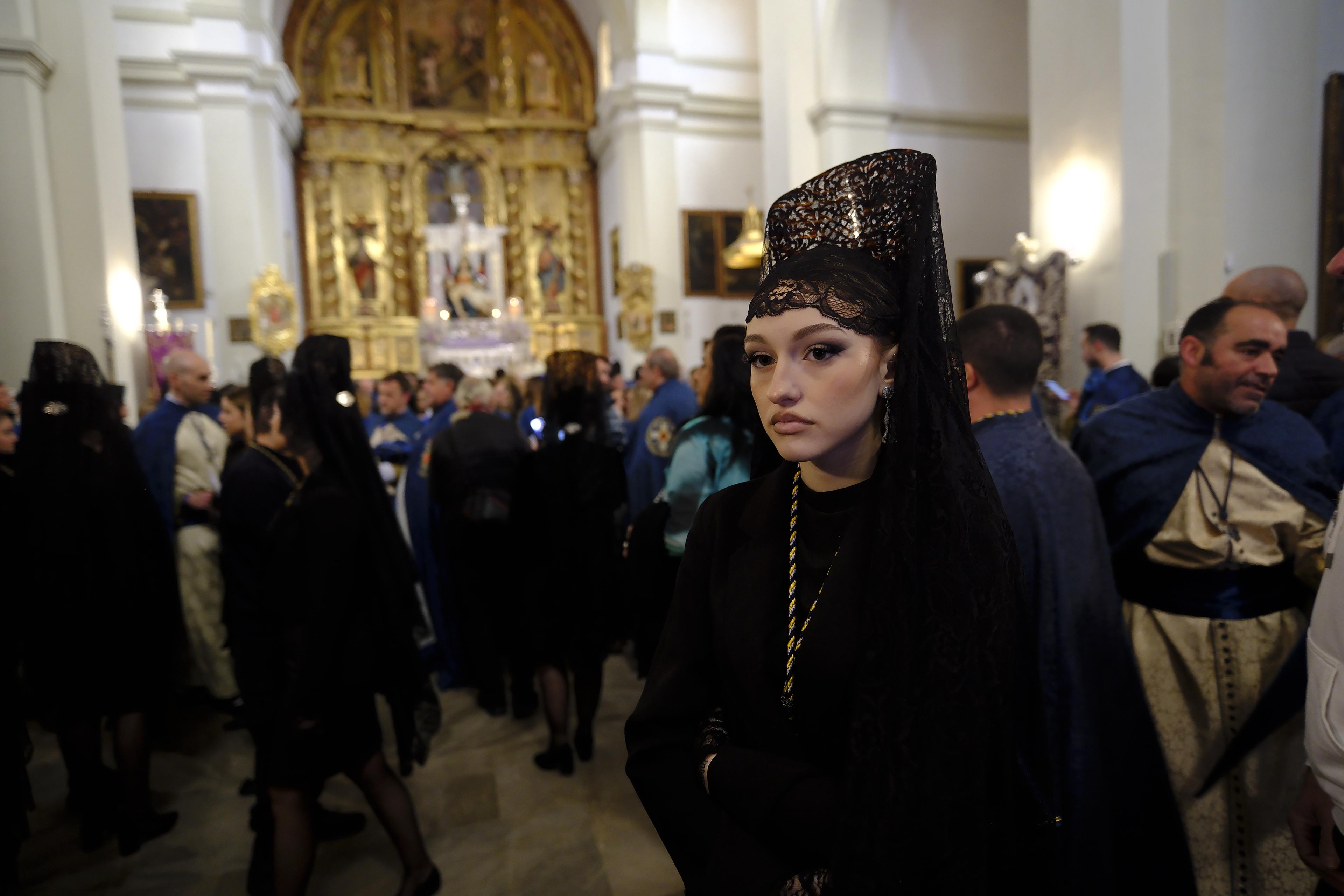 Las mejores imágenes de Santa María de la Alhambra en el Sábado Santo