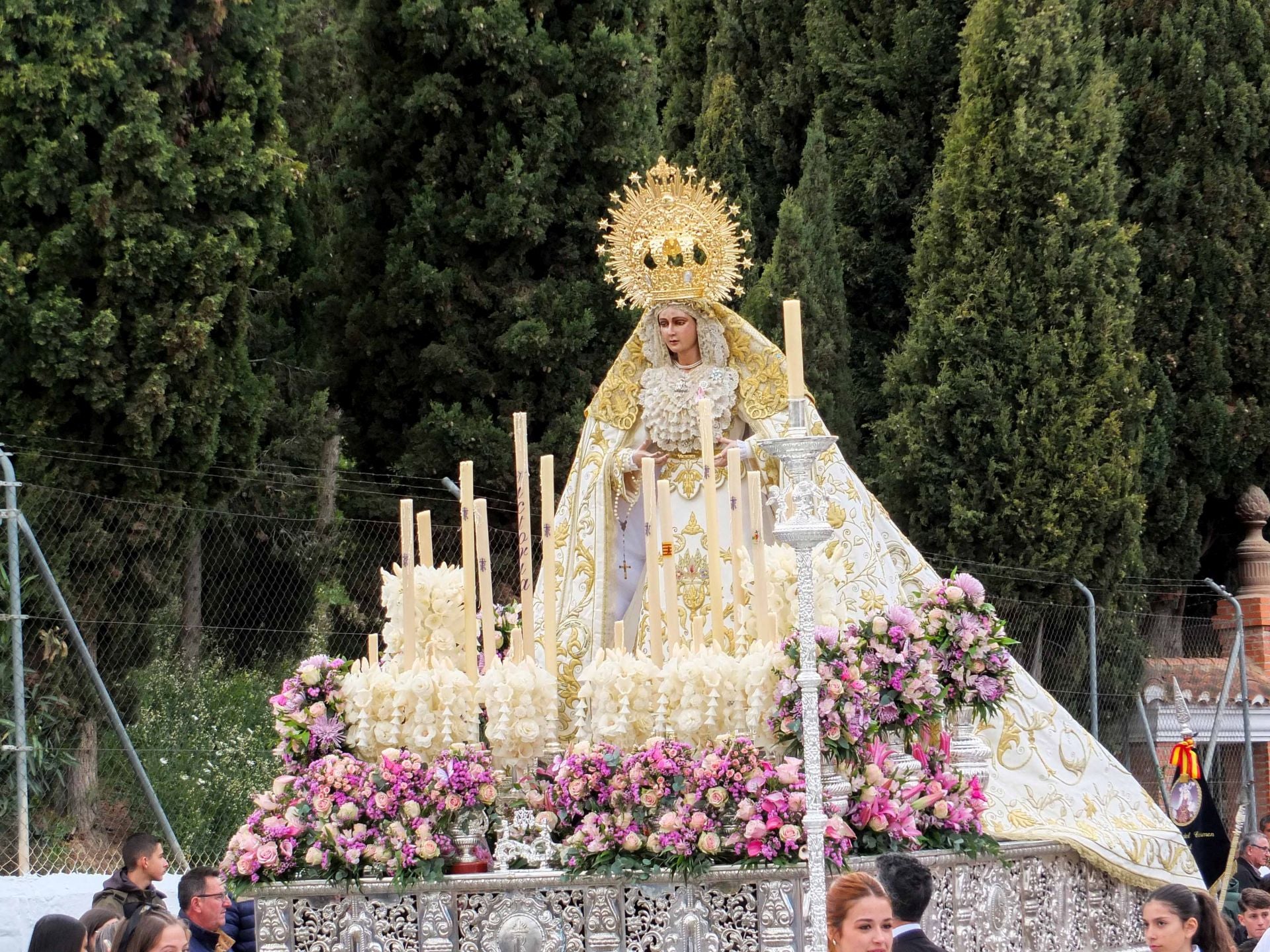 Las imágenes del Domingo de Resurreción en Guadix
