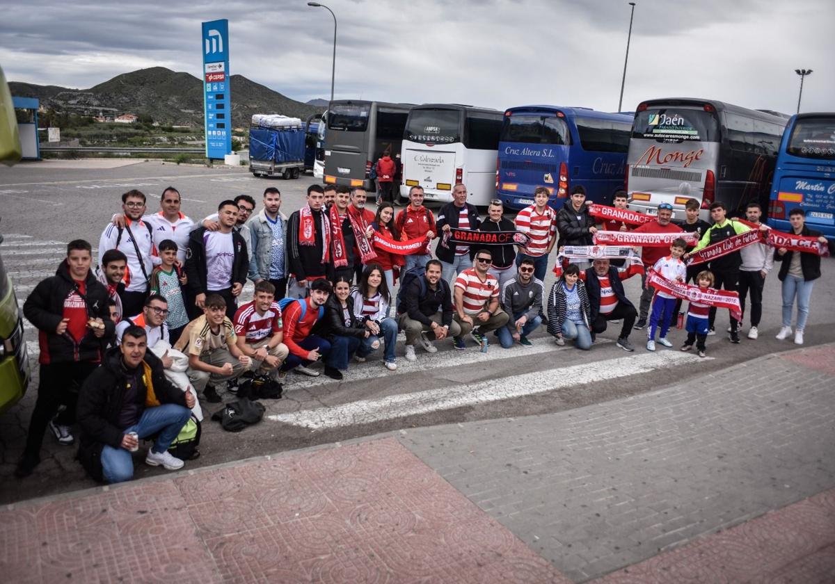 La afición del granada vuelve a la carretera hacia cartagena | ideal