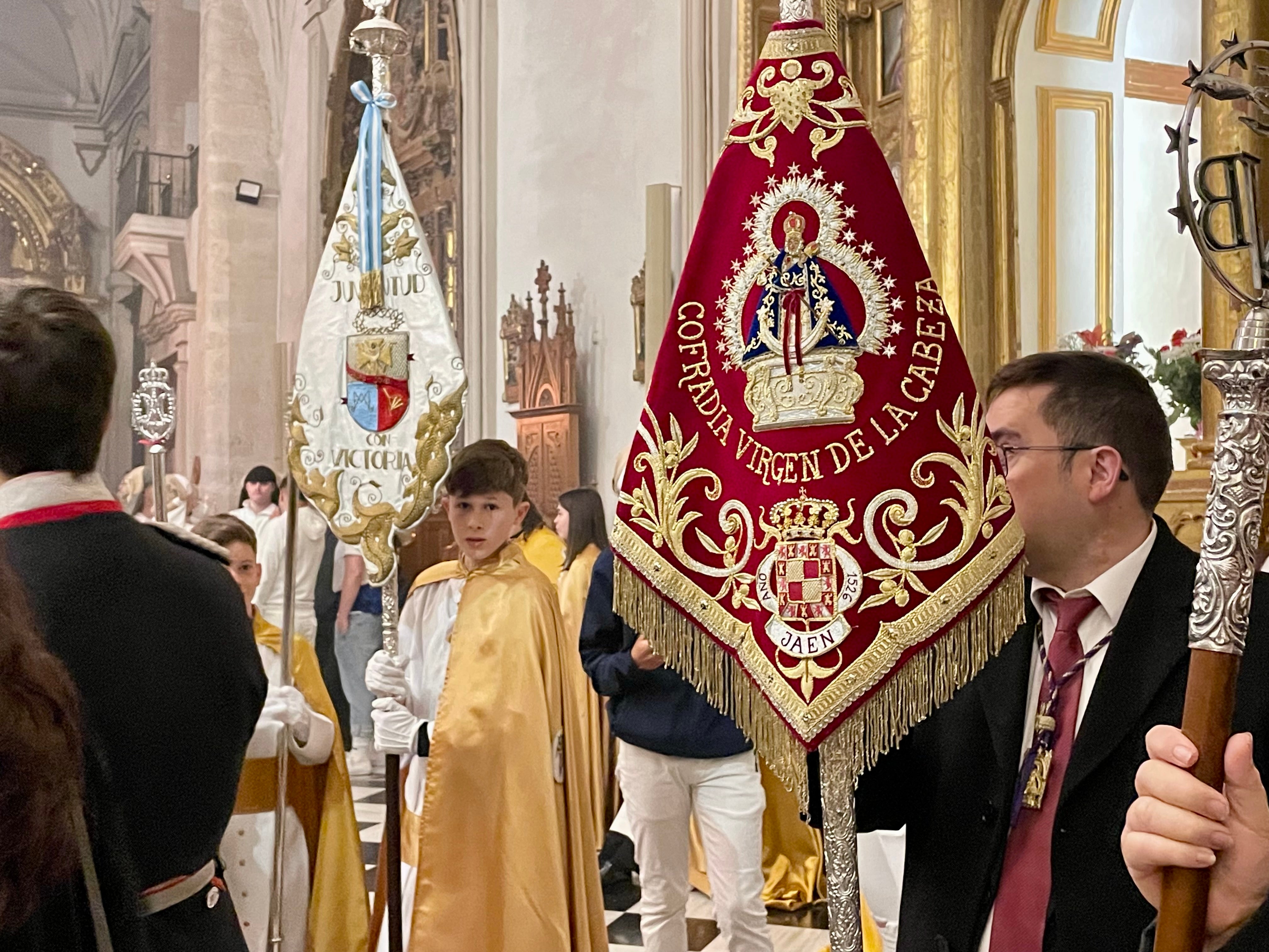 El Resucitado de Jaén se queda en el templo por las lluvias