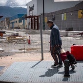 En Santa Lucía, en Churriana de la Vega, ya hay plataforma, justo por donde pasaba el antiguo tranvía.