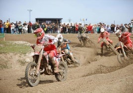Una competición de motocross