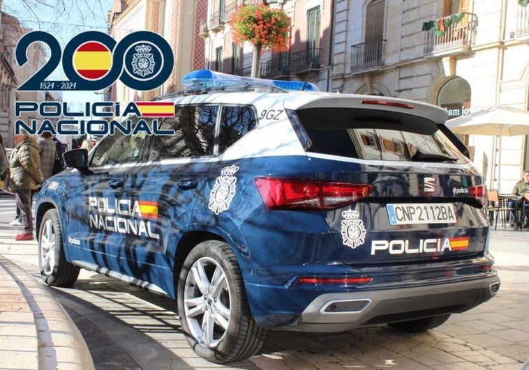Un hombre de 62 años se cuela «con total naturalidad» en un colegio de Granada y roba el patinete de un niño
