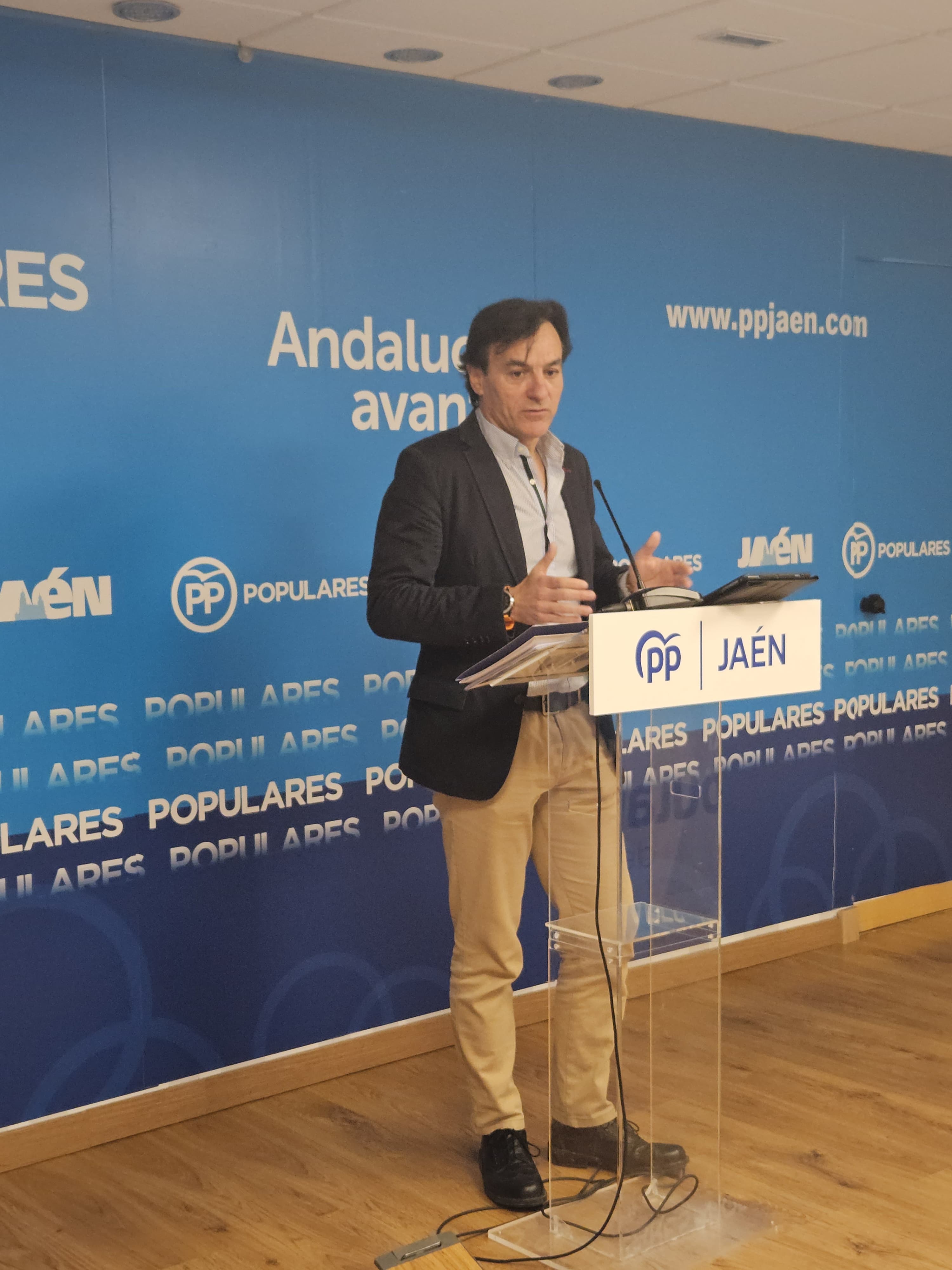 El PP acusa al alcalde de «retrasar deliberadamente» la construcción del colector de los Puentes